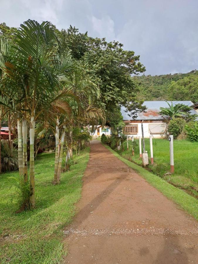 La Ramada De Mama Elena Hotell Oxapampa Eksteriør bilde