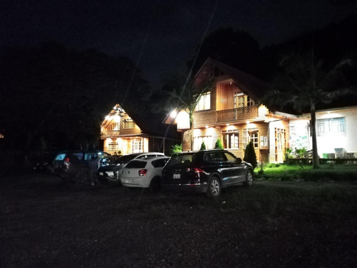 La Ramada De Mama Elena Hotell Oxapampa Eksteriør bilde